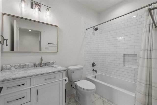 15855 Hickory Drive, Alvin, TX 77511