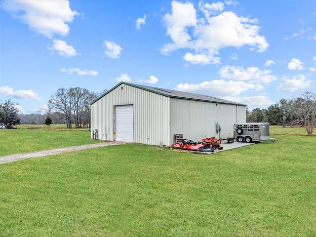 15855 Hickory Drive, Alvin, TX 77511