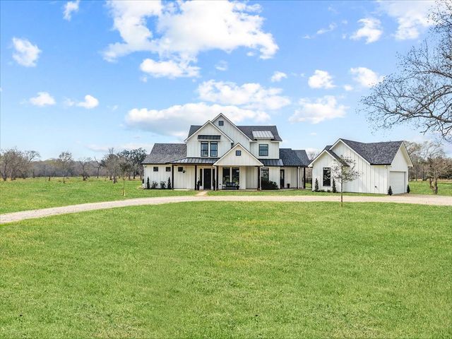 15855 Hickory Drive, Alvin, TX 77511