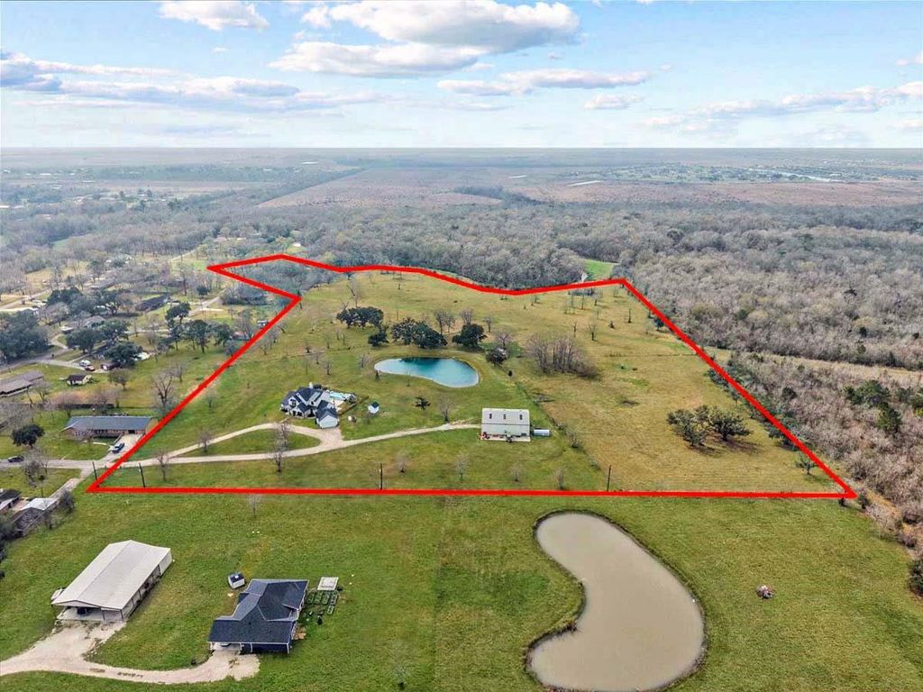 15855 Hickory Drive, Alvin, TX 77511