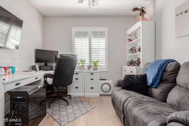 5822 W KOWALSKY Lane, Laveen, AZ 85339