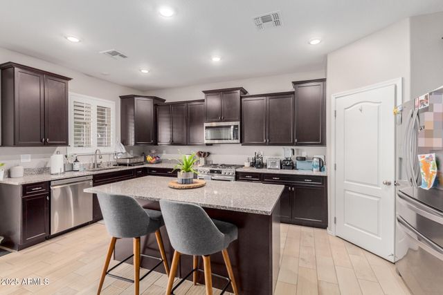 5822 W KOWALSKY Lane, Laveen, AZ 85339