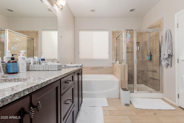 5822 W KOWALSKY Lane, Laveen, AZ 85339