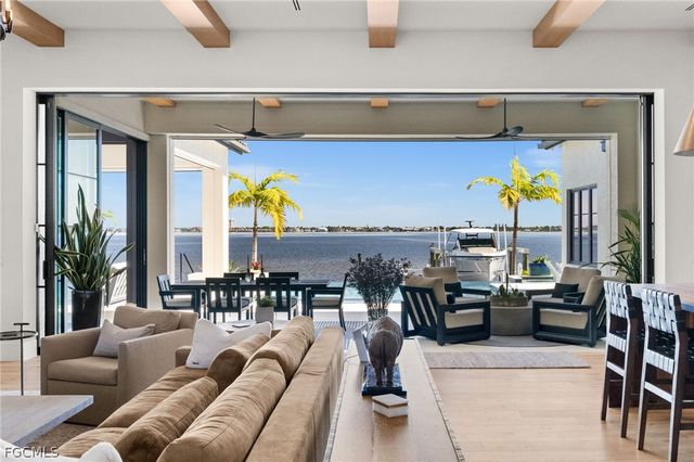 5661 Riverside DR, Cape Coral, FL 33904