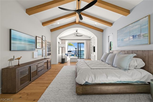 5661 Riverside DR, Cape Coral, FL 33904