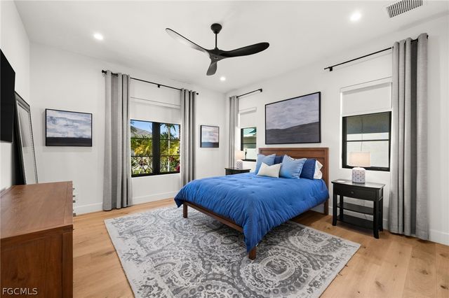 5661 Riverside DR, Cape Coral, FL 33904