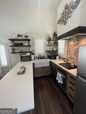 155 Central Avenue, Fayetteville, GA 30214
