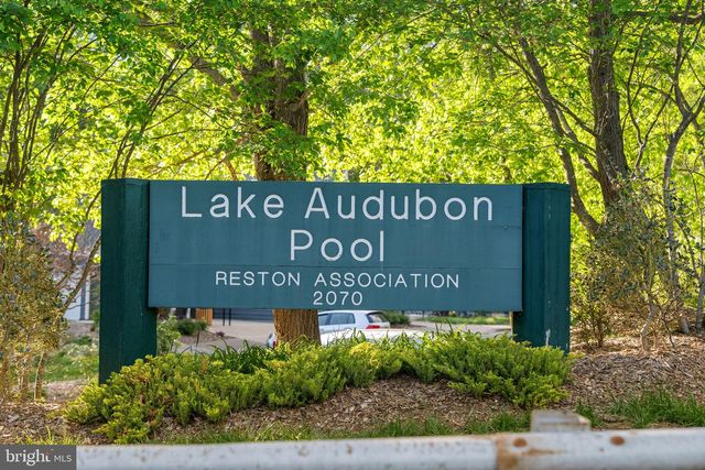 11163 LAKE CHAPEL LN, Reston, VA 20191