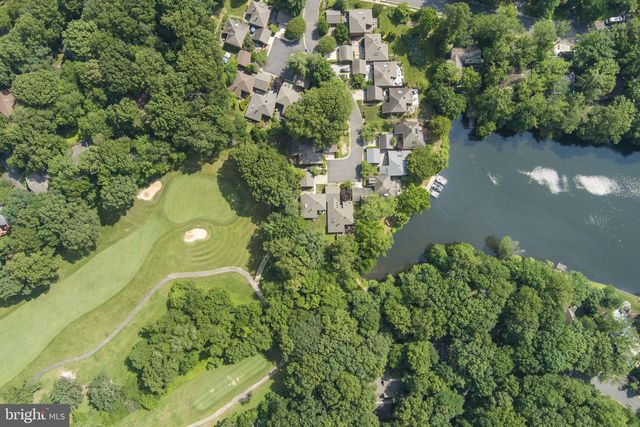 11163 LAKE CHAPEL LN, Reston, VA 20191