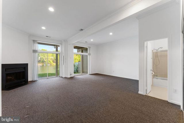 11163 LAKE CHAPEL LN, Reston, VA 20191