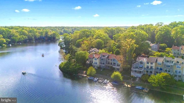 11163 LAKE CHAPEL LN, Reston, VA 20191