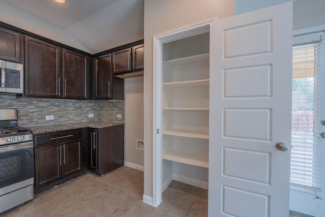 624 Joppa RD, Leander, TX 78641