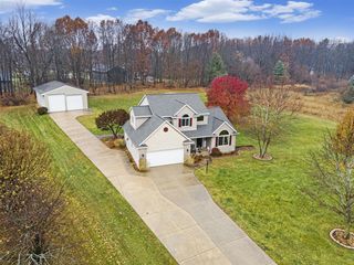 8331 Prairie View Lane, Alto, MI 49302