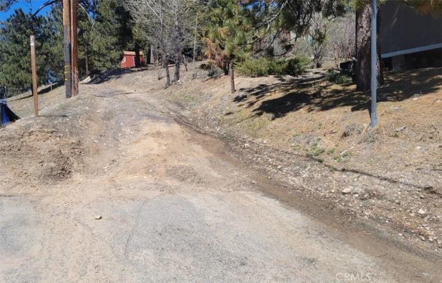 39243 Crest, Big Bear Lake, CA 92315