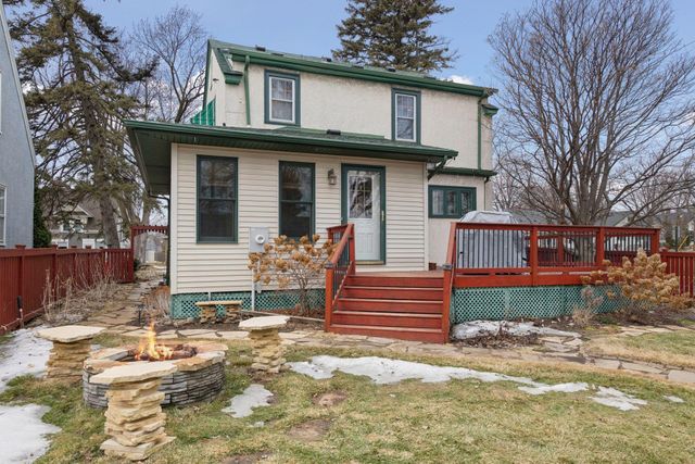 45 15th Avenue N, Hopkins, MN 55343