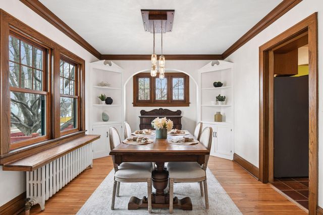 45 15th Avenue N, Hopkins, MN 55343