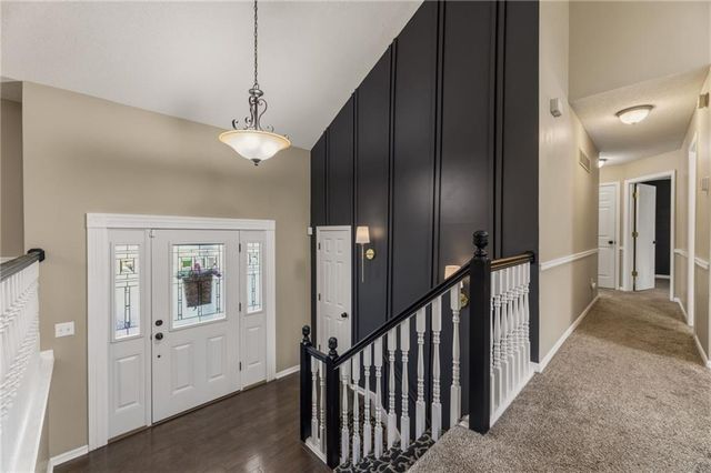 1712 Welleslay Lane, Liberty, MO 64068