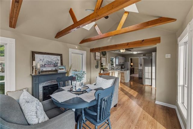 1712 Welleslay Lane, Liberty, MO 64068