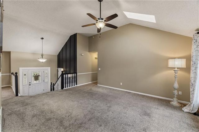 1712 Welleslay Lane, Liberty, MO 64068