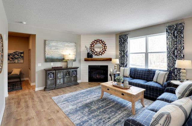 4617 172nd Street W, Lakeville, MN 55044