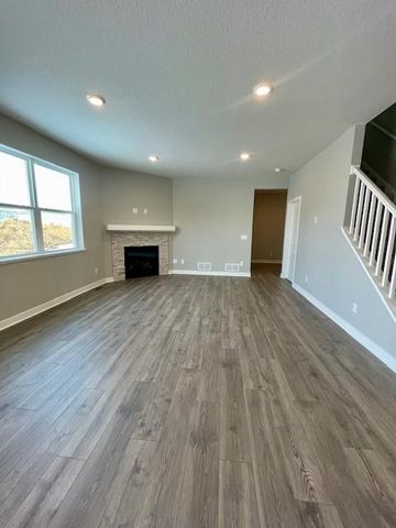 4617 172nd Street W, Lakeville, MN 55044