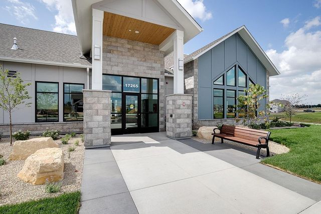 4617 172nd Street W, Lakeville, MN 55044