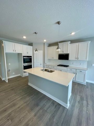 4617 172nd Street W, Lakeville, MN 55044
