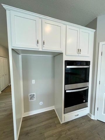 4617 172nd Street W, Lakeville, MN 55044