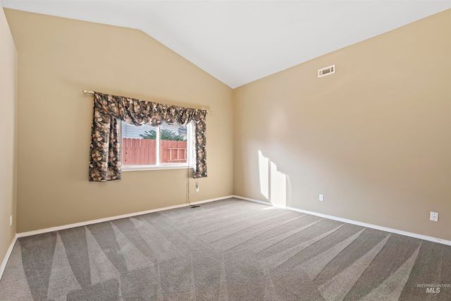 1982 N Duck Hawk Ave, Kuna, ID 83634