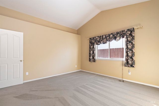 1982 N Duck Hawk Ave, Kuna, ID 83634