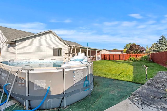 1982 N Duck Hawk Ave, Kuna, ID 83634