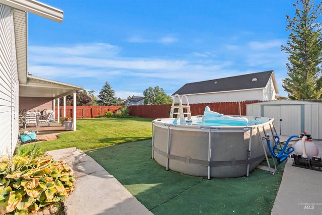 1982 N Duck Hawk Ave, Kuna, ID 83634
