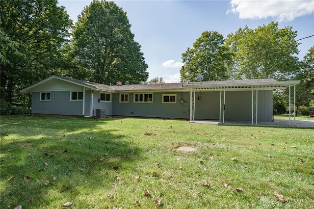 3110 Beech Hill Drive, Sugarcreek Twp, OH 45370