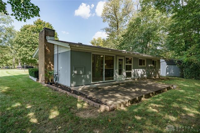 3110 Beech Hill Drive, Sugarcreek Twp, OH 45370