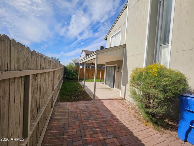 7038 S 42ND Street, Phoenix, AZ 85042