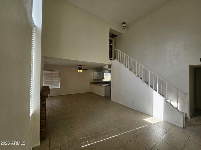 7038 S 42ND Street, Phoenix, AZ 85042