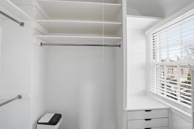 3343 N Sterling Way, Cincinnati, OH 45209