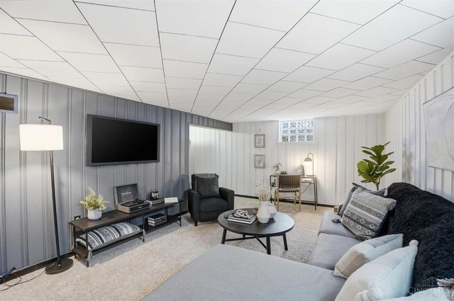 3343 N Sterling Way, Cincinnati, OH 45209