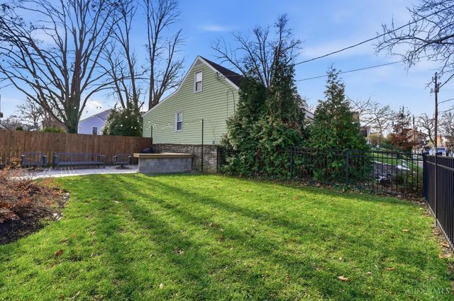 3343 N Sterling Way, Cincinnati, OH 45209