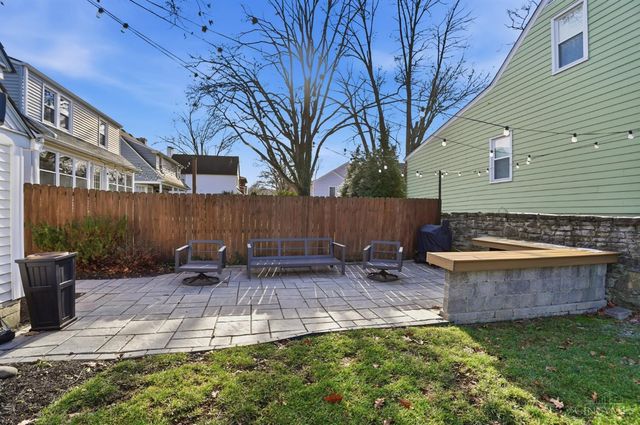 3343 N Sterling Way, Cincinnati, OH 45209