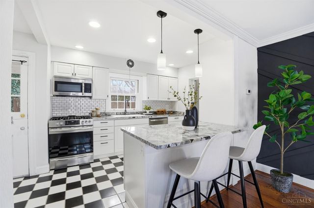 3343 N Sterling Way, Cincinnati, OH 45209