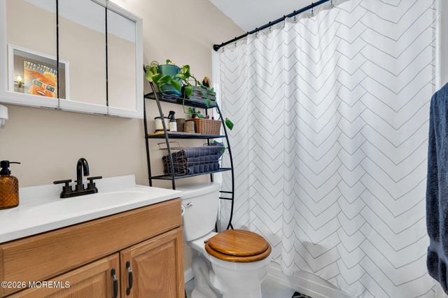 36 Bay Way, Brick, NJ 08723