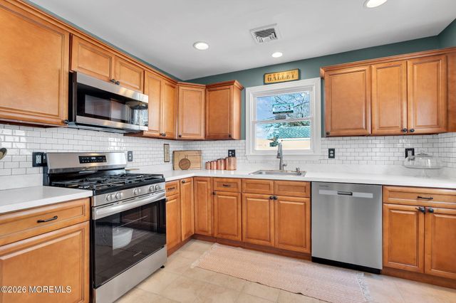 36 Bay Way, Brick, NJ 08723