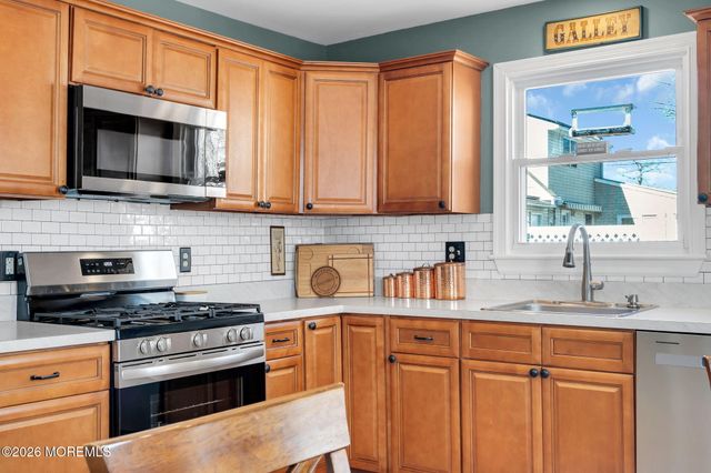 36 Bay Way, Brick, NJ 08723