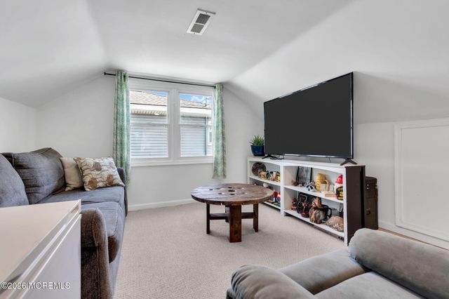 36 Bay Way, Brick, NJ 08723