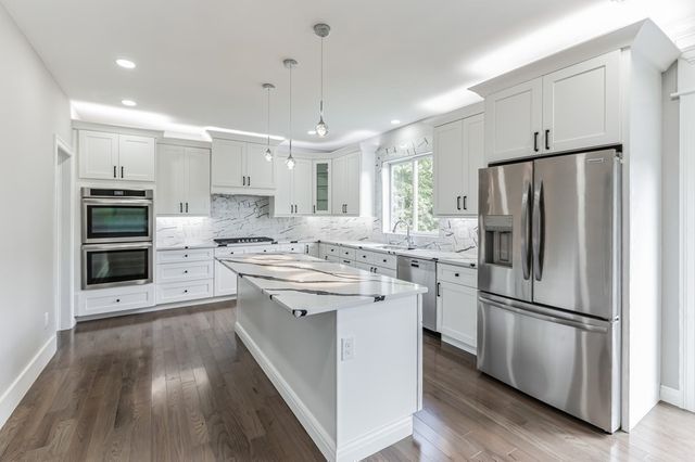 0 Falcon Dr, Shrewsbury, MA 01545