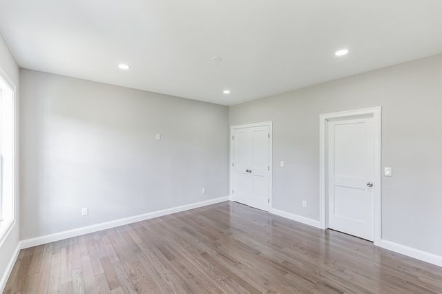 0 Falcon Dr, Shrewsbury, MA 01545