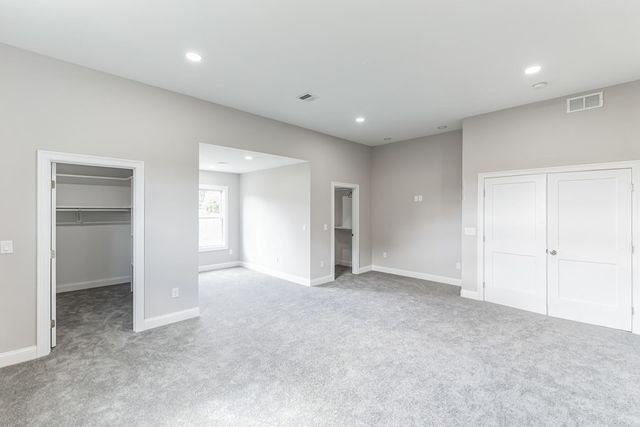 0 Falcon Dr, Shrewsbury, MA 01545
