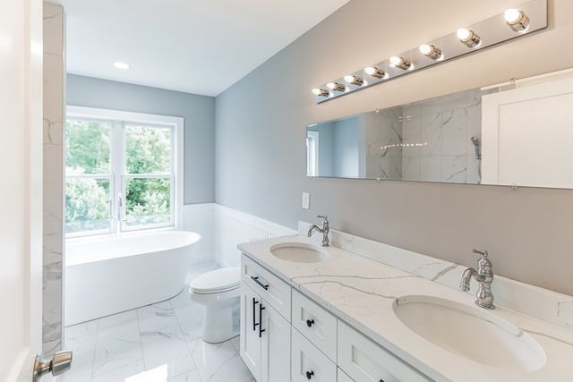 0 Falcon Dr, Shrewsbury, MA 01545