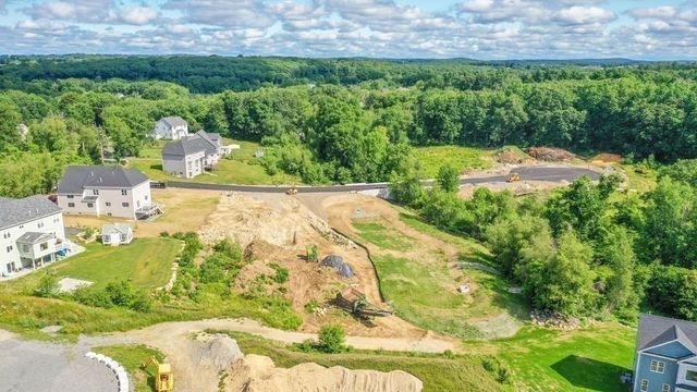 0 Falcon Dr, Shrewsbury, MA 01545